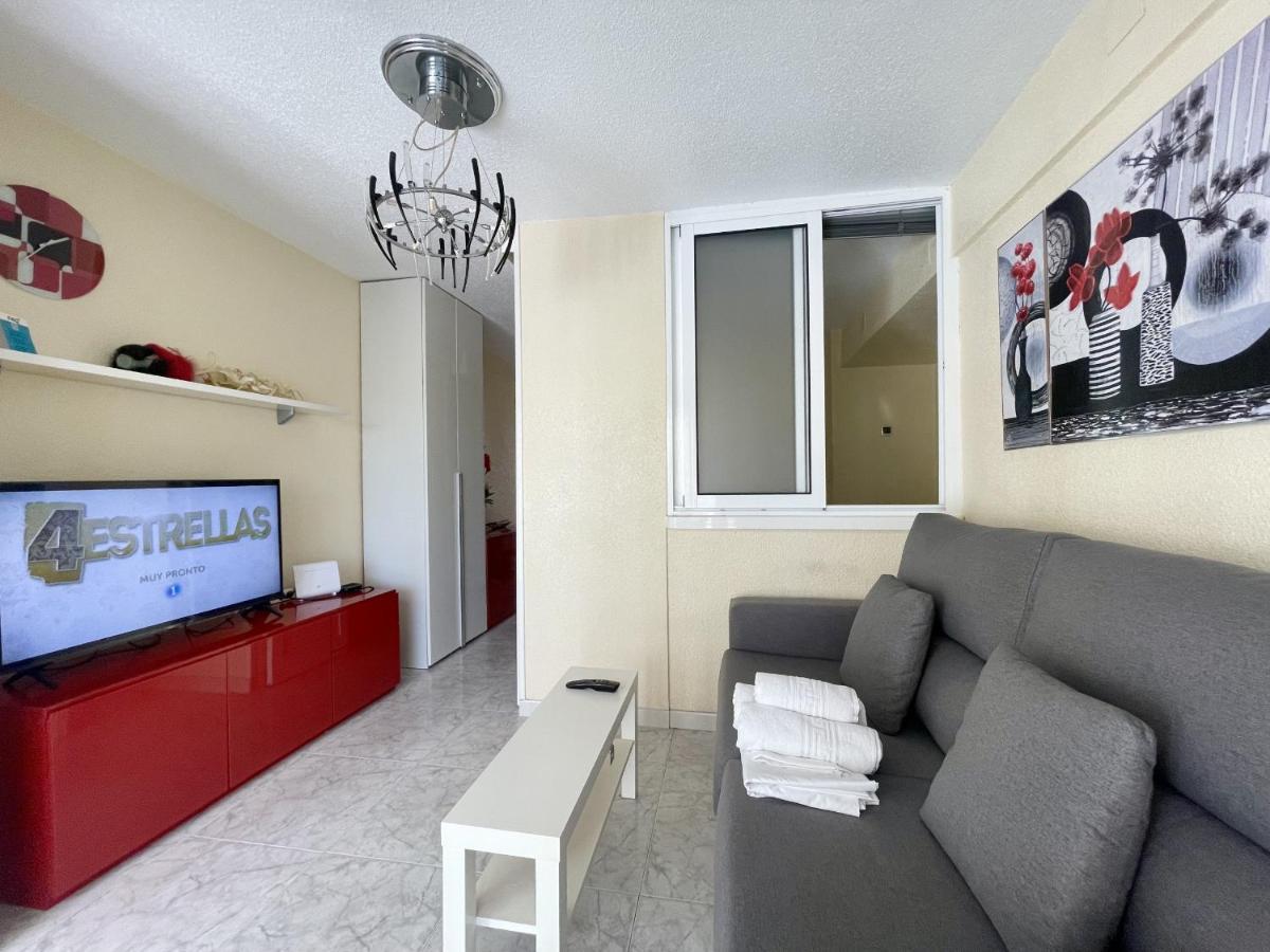 Magnificent Mediterraneo Apartment 베니돔 외부 사진